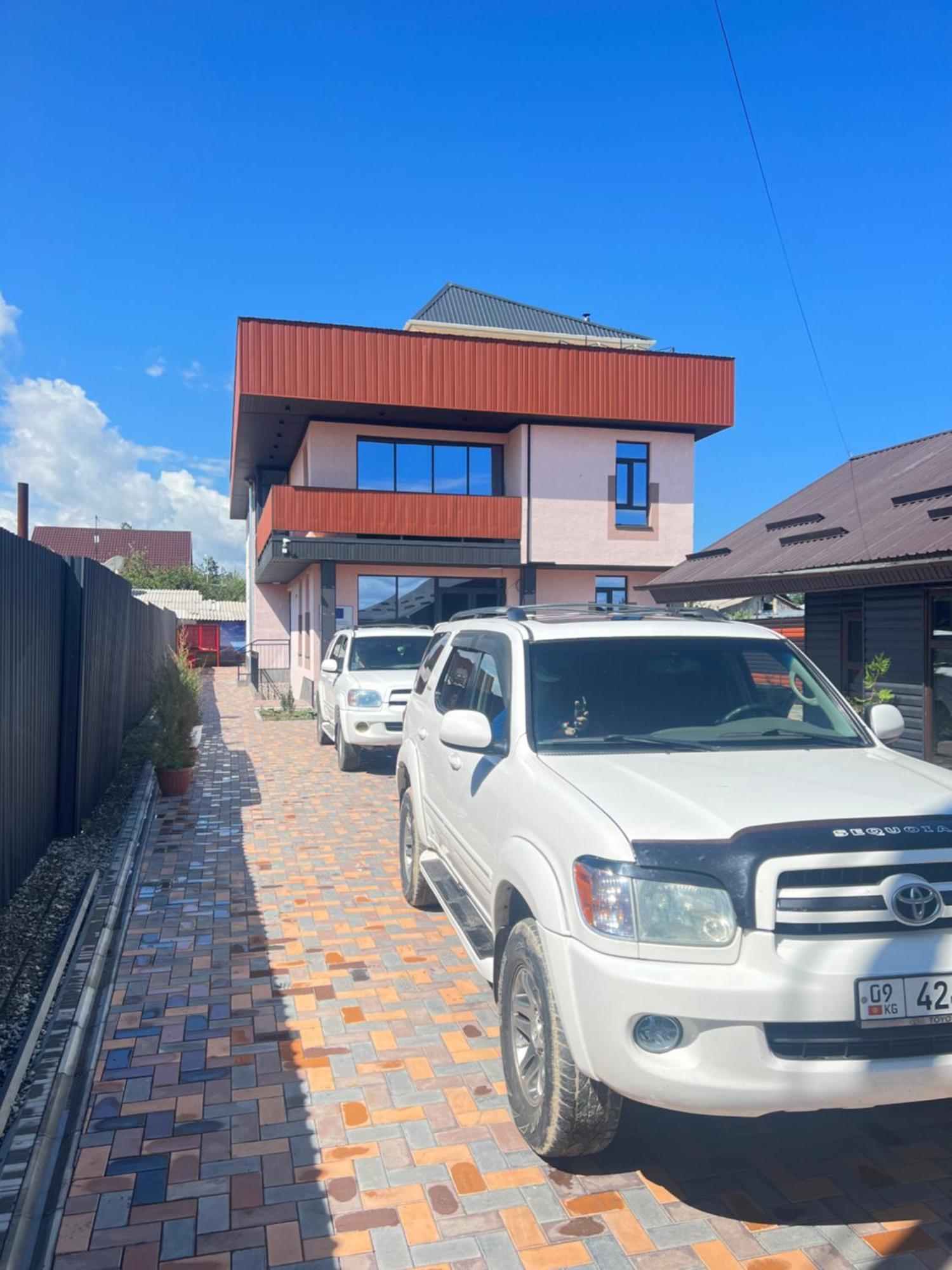 Mongu Hotel Karakol Εξωτερικό φωτογραφία